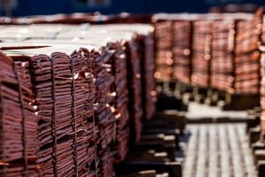 افت چشمگیر قیمت مس در آستانه اجرای تعرفه‌های جدید ایالات متحده