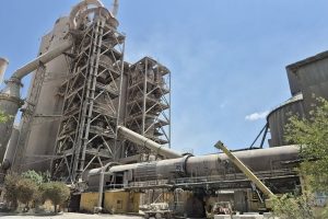 مرگ تدریجی یک صنعت قدیمی لرستان ؛ سیمان دورود در آستانه خاموشی!