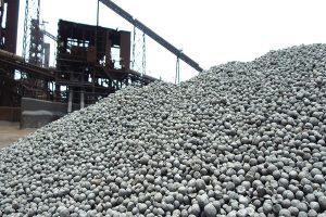 با تامین اقتصادی و پایدار مواد اولیه، پشتیبان خطوط تولید هستیم