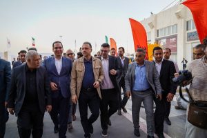 حمایت از صنعتگران داخلی از مهم‌ ترین وظایف ماست