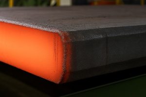 پیشرفت فولادسازی ایران با تولید تختال هشت‌وجهی