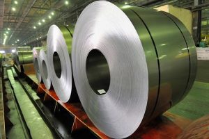 صادرات غیررسمی ورق فولادی با کارت‌ های یکبار مصرف؛ تهدیدی برای تولید ملی