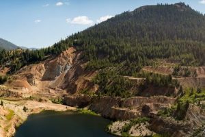 پروژه بزرگ استخراج طلا و آنتیموان در آیداهو کلید خورد: پاسخ واشنگتن به محدودیت‌های معدنی چین