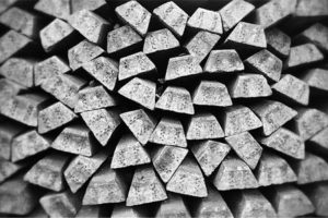 نقره پس از ثبت رکورد تاریخی، در معاملات لندن سقوط کرد