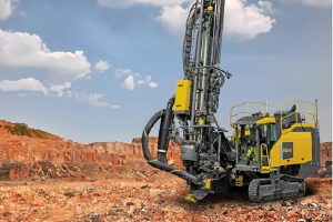 حفاری اکتشاف دو استان به فراخوان رفت/ بازگشایی پاکات اسناد؛ اواخر مهر