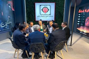 نشست معاون مالی شرکت آهن و فولاد ارفع با مدیر بانکداری شرکتی بانک تجارت