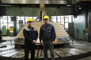 دانش و تجربه نیروی انسانی ذوب آهن، تعمیرات درجه 3 كوره بلند یك را با موفقیت همراه نمود