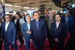بازدید وزیر صمت و معاون فناوری ریاست‌جمهوری از نوزدهمین نمایشگاه ایران کانماین ۲۰۲۵