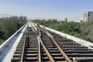 از شمال تا جنوب كرمانشاه روی ریل ذوب آهن اصفهان در 20 دقیقه