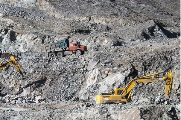 اکتشافات معدنی