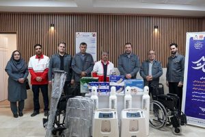 سیمیدکو تجهیزات پزشکی و بهداشتی به هلال احمر شهرستان خواف اهدا کرد