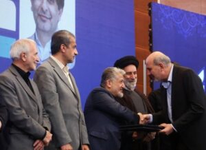فولاد مبارکه؛ صنعت برتر کشور در حل مسائل ملی و فناورانه