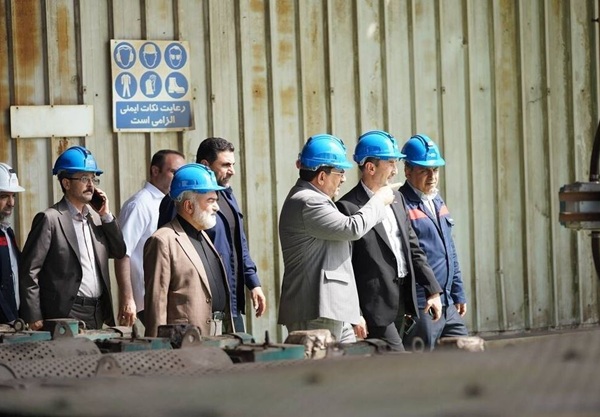 فولاد اکسین