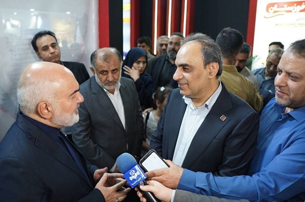 فولاد اکسین