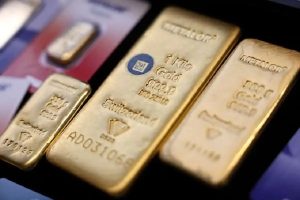 سقوط سنگین قیمت طلا؛ اونس جهانی ۴۳۰۲ دلار شد